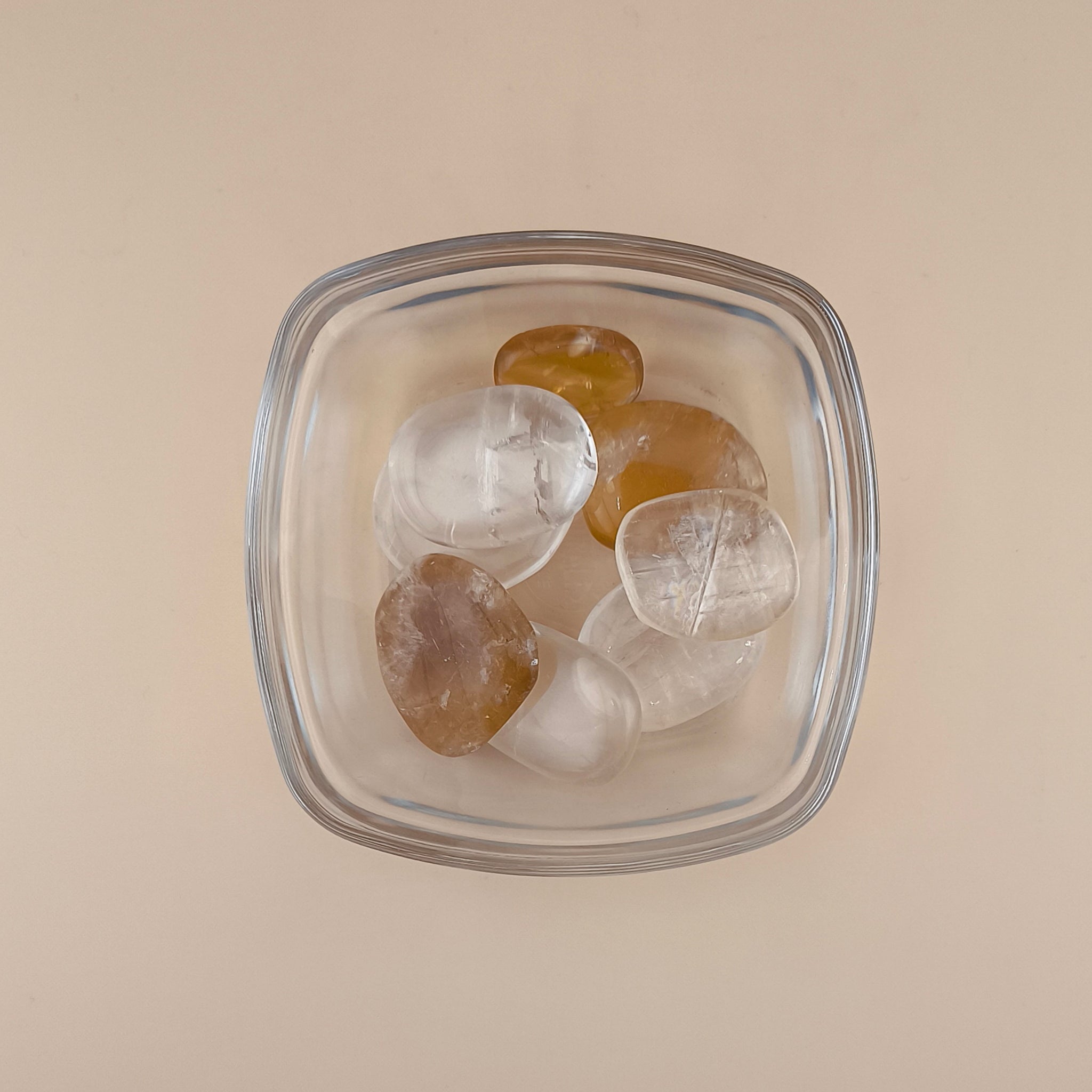 Rodado de Calcita Dorada Plano